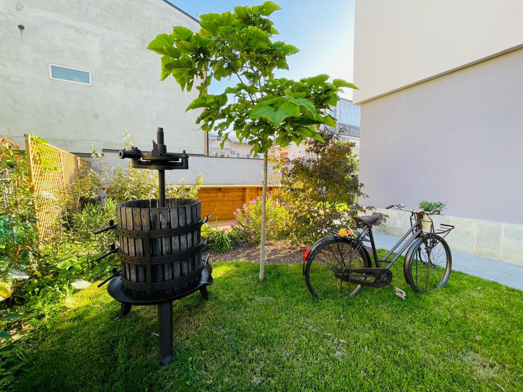 Casa Piero, Relax E Piscina Privata Tra Le Colline Delle Langhe Villa Alba  Buitenkant foto
