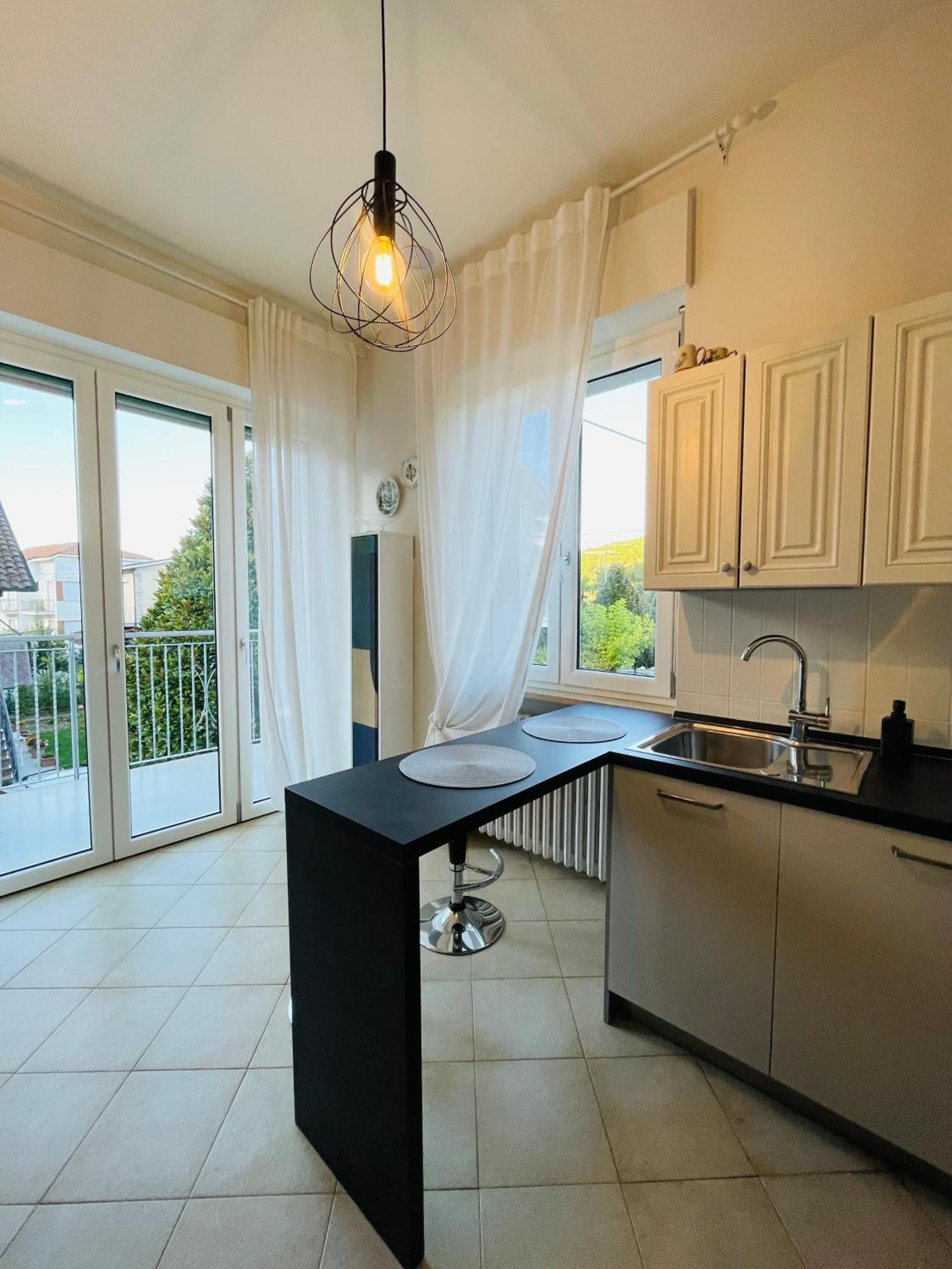 Casa Piero, Relax E Piscina Privata Tra Le Colline Delle Langhe Villa Alba  Buitenkant foto