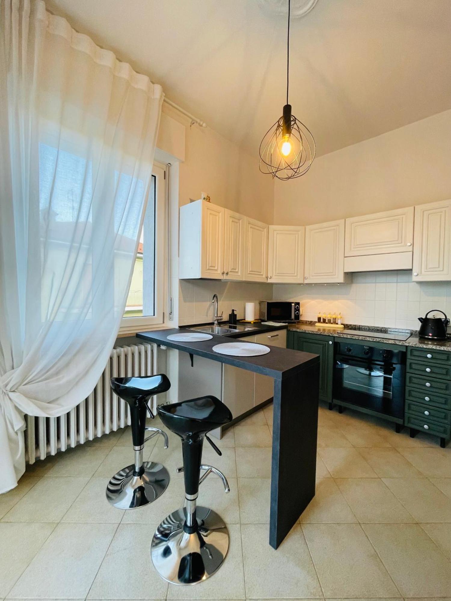 Casa Piero, Relax E Piscina Privata Tra Le Colline Delle Langhe Villa Alba  Buitenkant foto